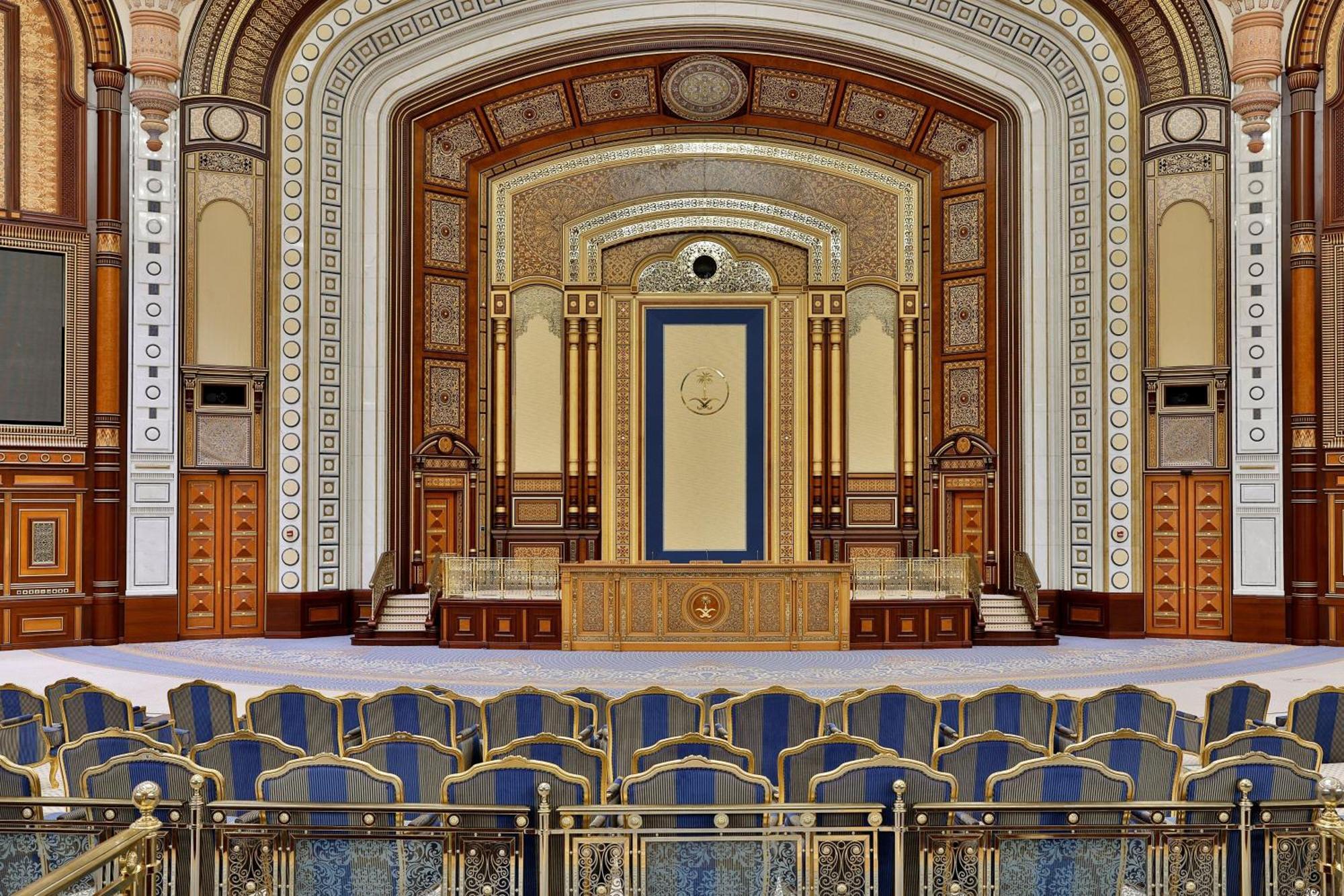 리츠칼튼 제다 호텔 외부 사진 The stage of the National Assembly